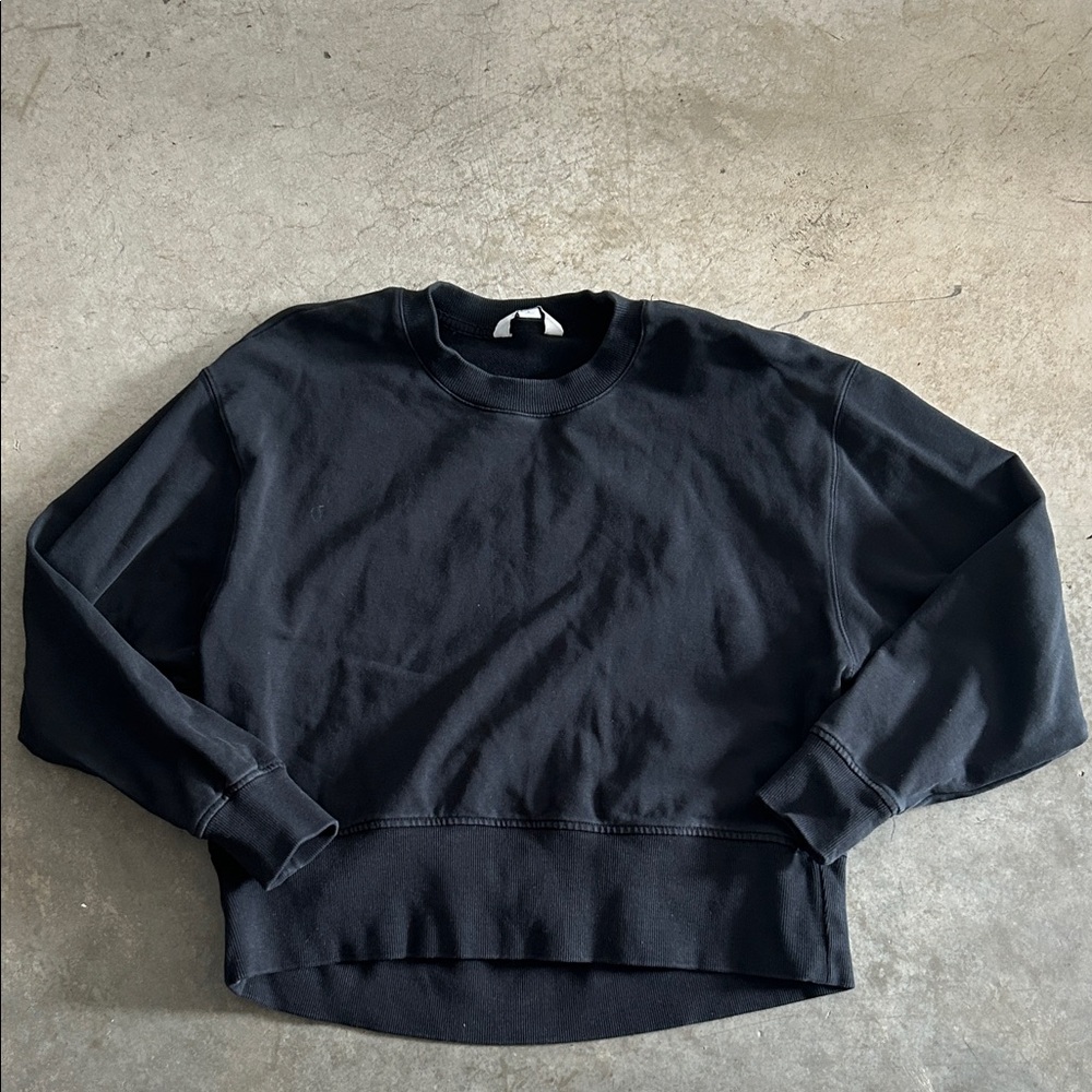 Womans Black Sweatshirt